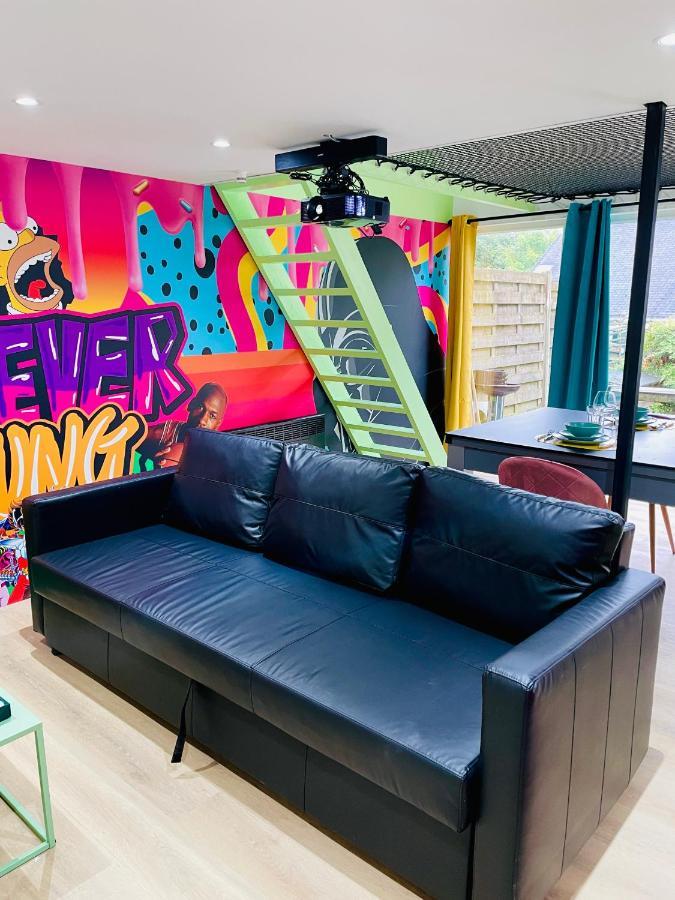 Capsule Forever Young - Jacuzzi - Sauna - Billard - Arcade De Jeux - Netflix & Home Cinema - Ping Pong Hastiere-par-dela Buitenkant foto